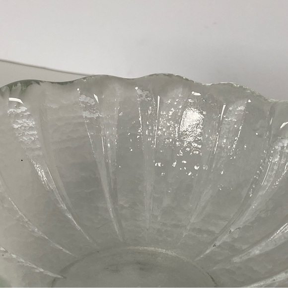 Recycled Glass Bowl Candy Dish 5” Clear Petal Style Flower Shape Heavy Trinket - Picture 15 of 15